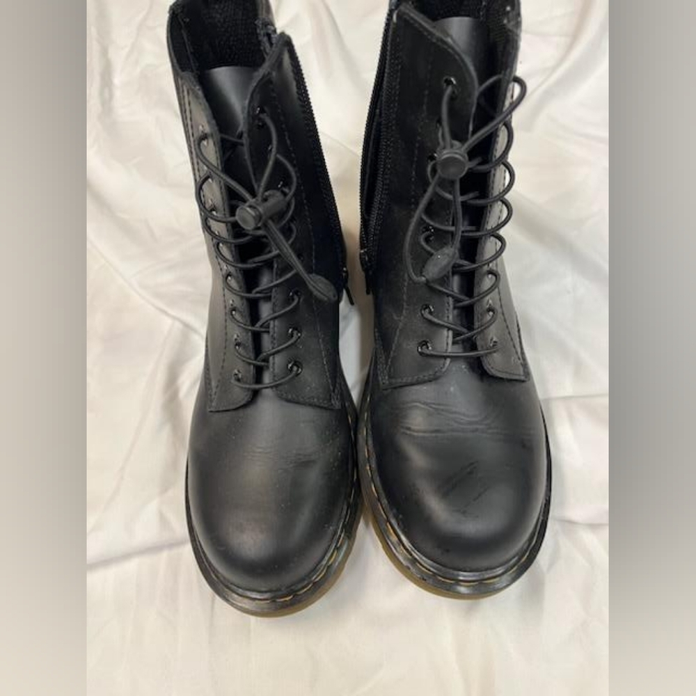 Doc Martens Boots